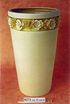 Vase mit Rosendekor