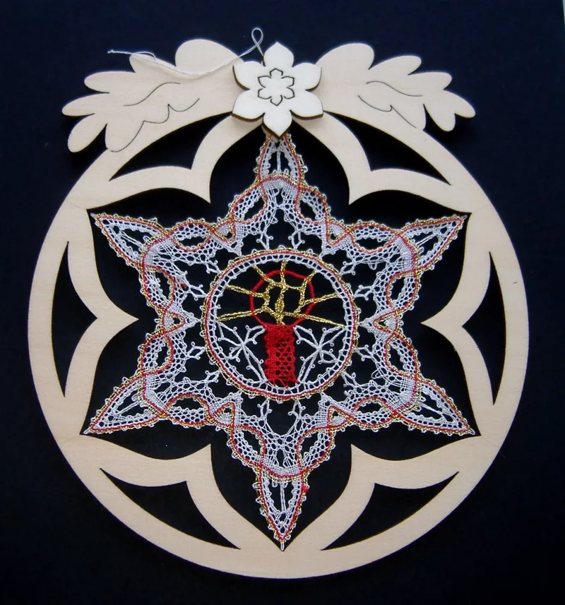 Klöppelbrief für große Holzkugel mit Innenstern