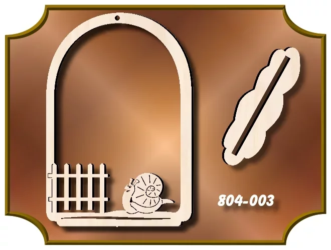 Klöppelrahmen Bogen mit Schnecke am Zaun