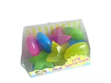 Trendige Eiswürfel in Stern- und Herzform